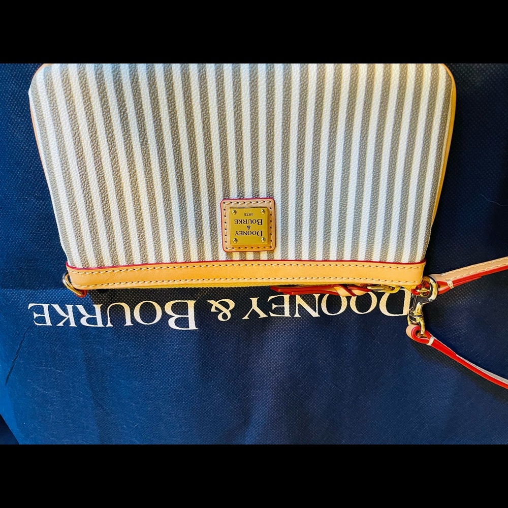 Dooney and Bourke Wristlet